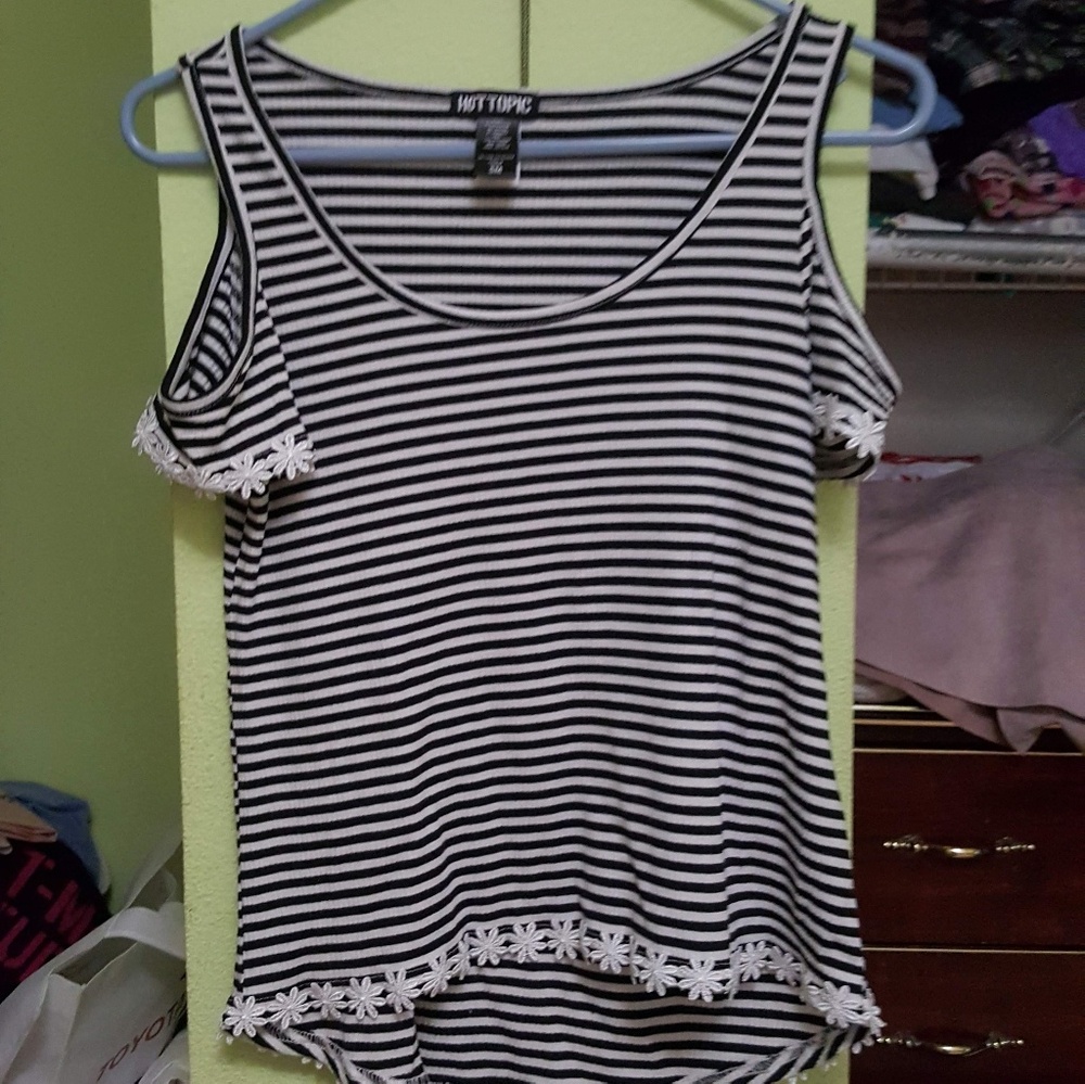 Hot topic blouse